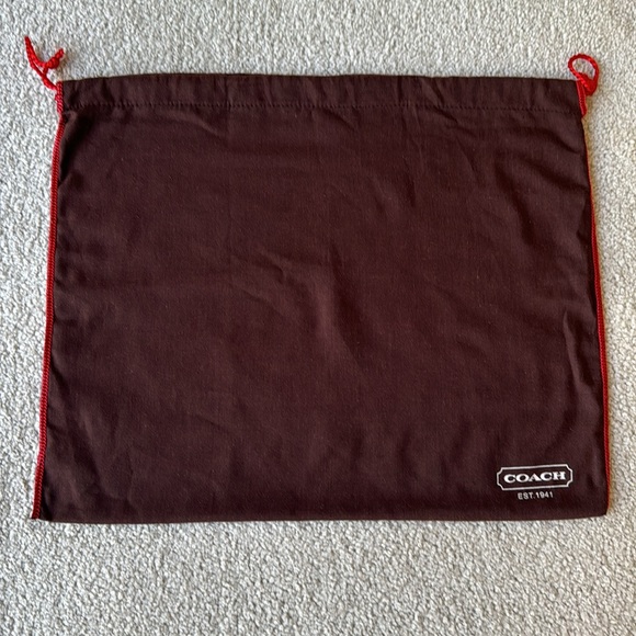 Bundle of five handbags dust bags - 3 Coach, 1 Ralph Lauren & 1 Jim Thompson. - Picture 2 of 7